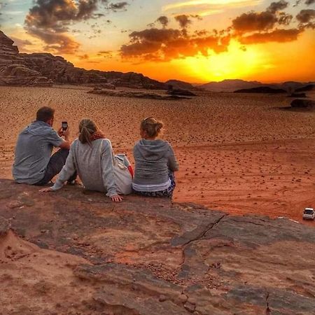 Enad desert camp Wadi Rum Exterior foto