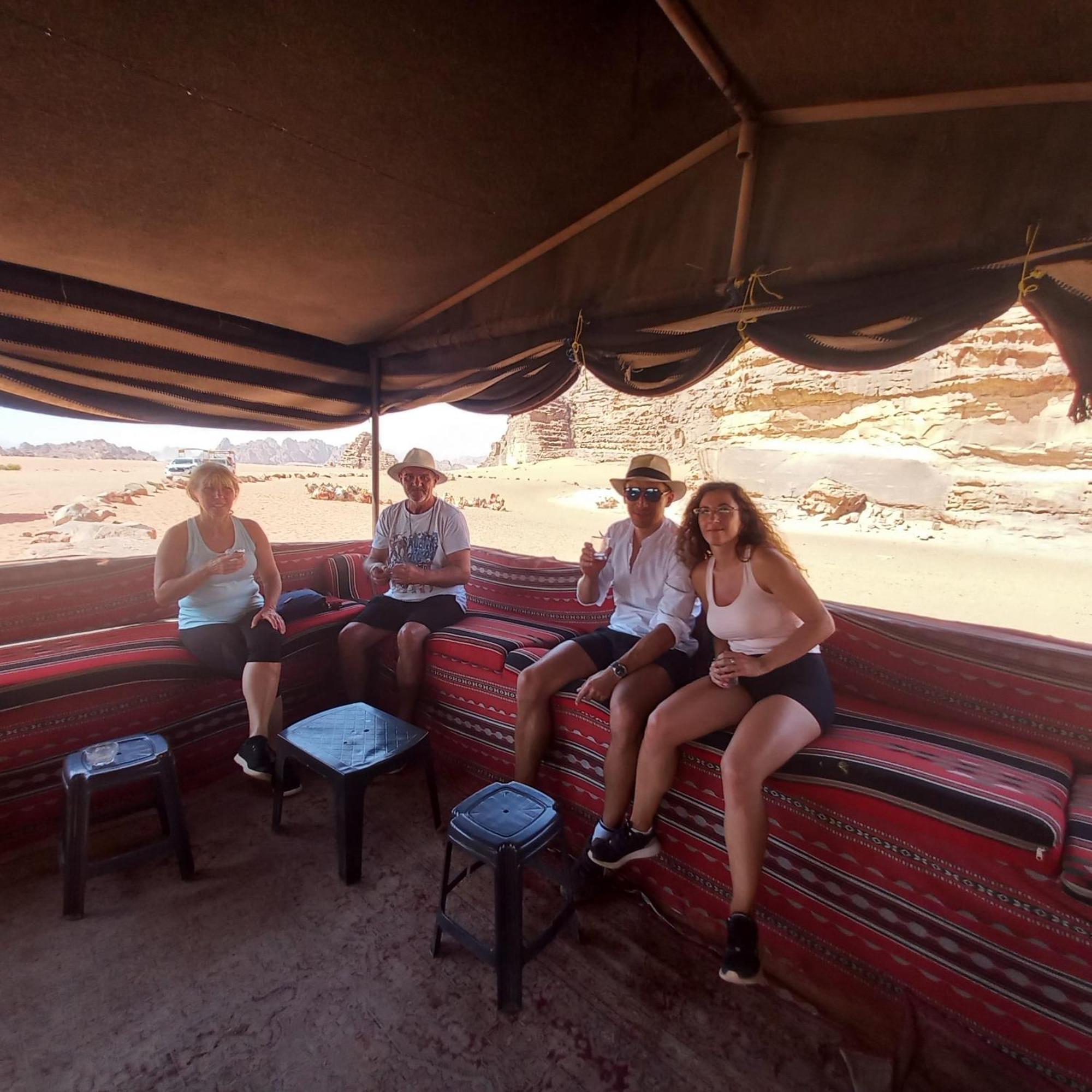 Enad desert camp Wadi Rum Exterior foto